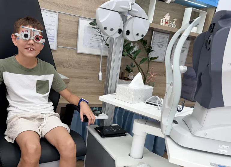 Essilor Stellest® 2.0: nová generácia okuliarových šošoviek na kontrolu detskej krátkozrakosti